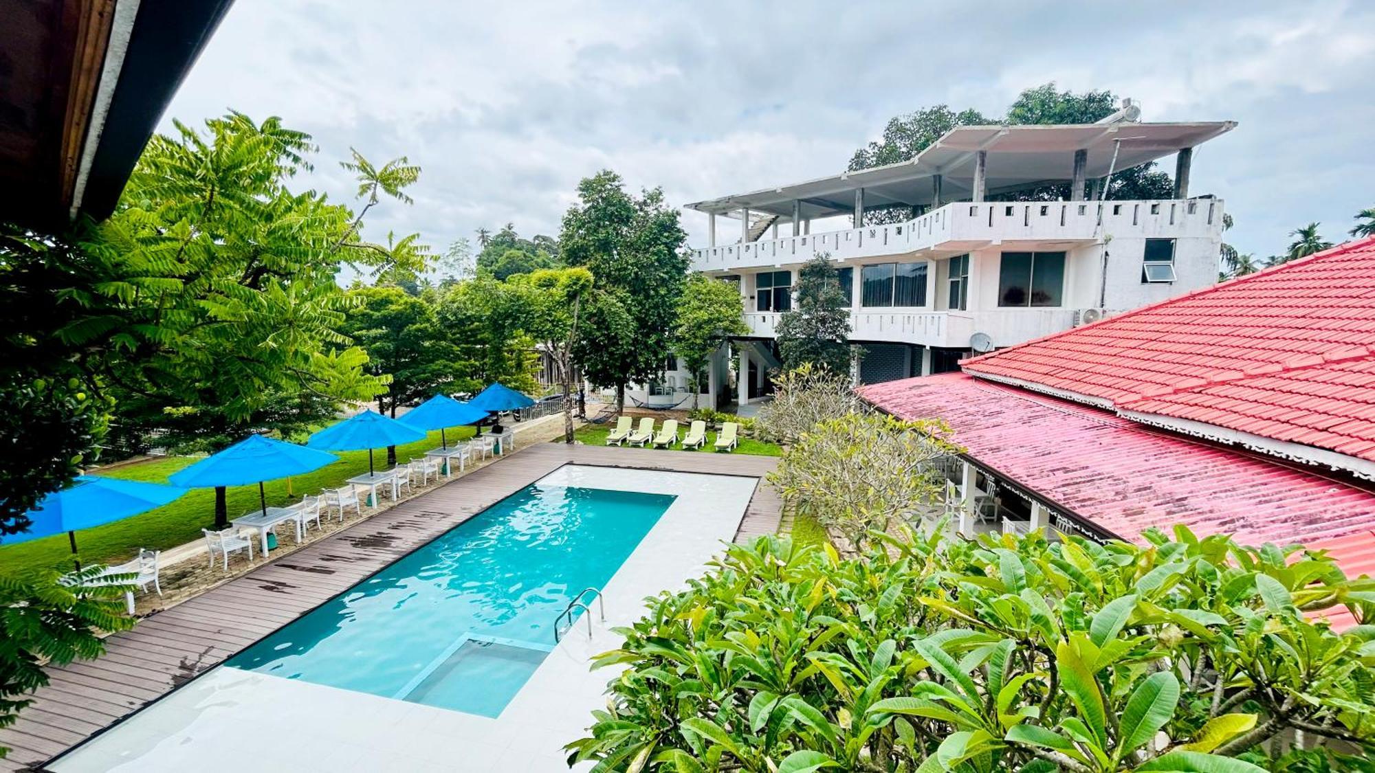 Canberra Holidays - Mirissa Exterior photo