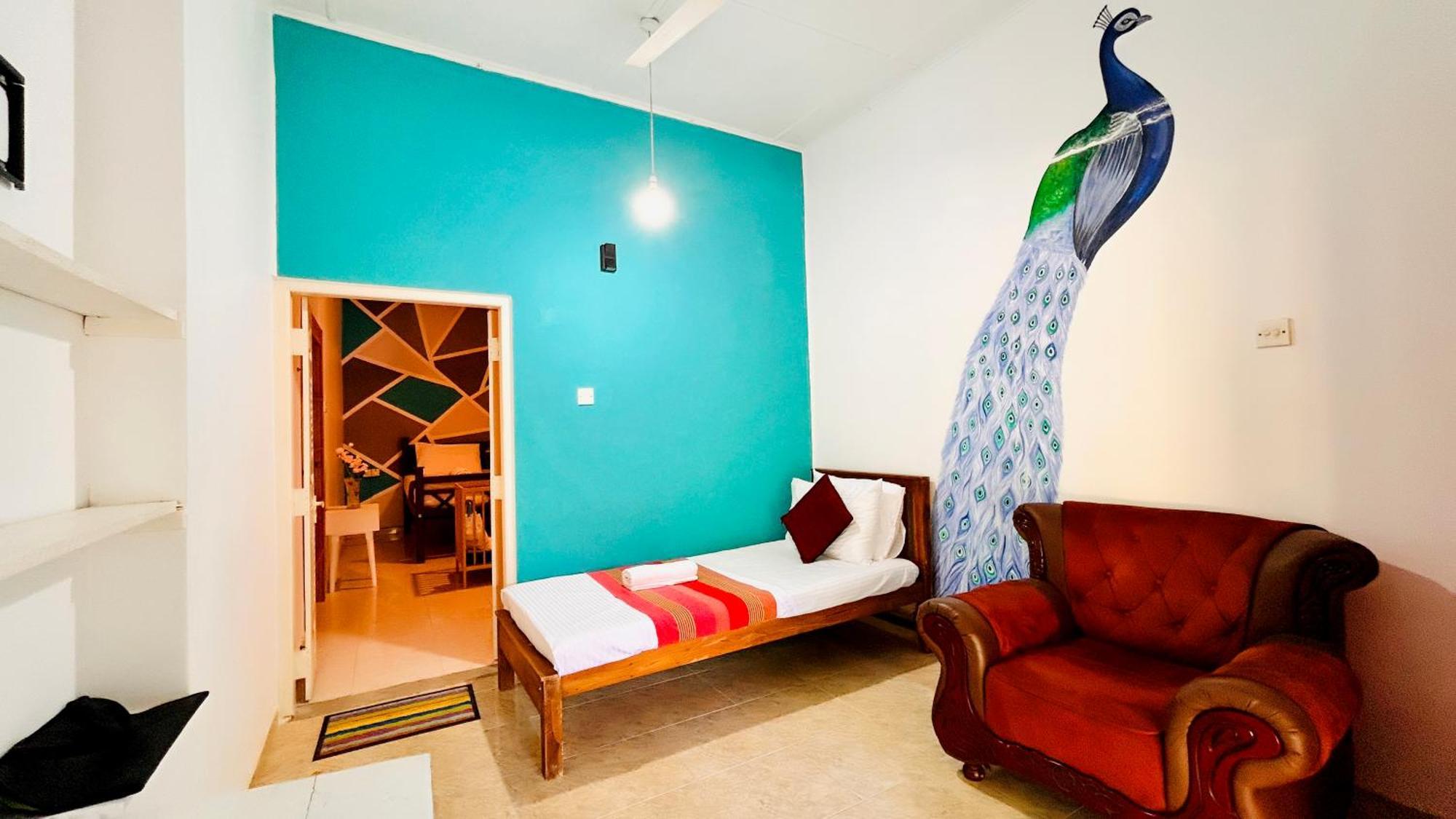 Canberra Holidays - Mirissa Exterior photo